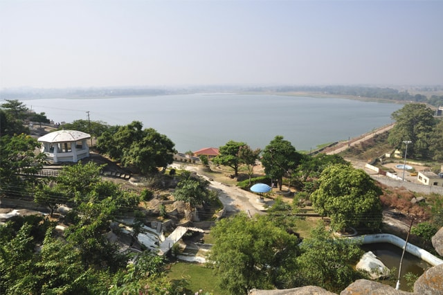 taxi fare from ranchi to jamshedpur