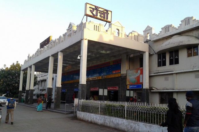 cab from ranchi to jamshedpur